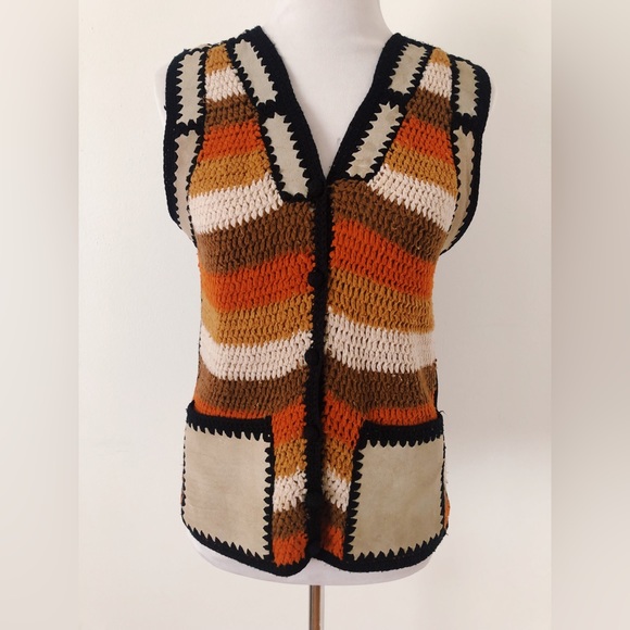 Vintage 70s Suede and Crochet Knit Vest Top / Vintage Crochet Knit Button Up Top - Picture 1 of 9
